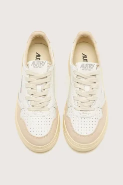 AUTRY Medalist Low For Women