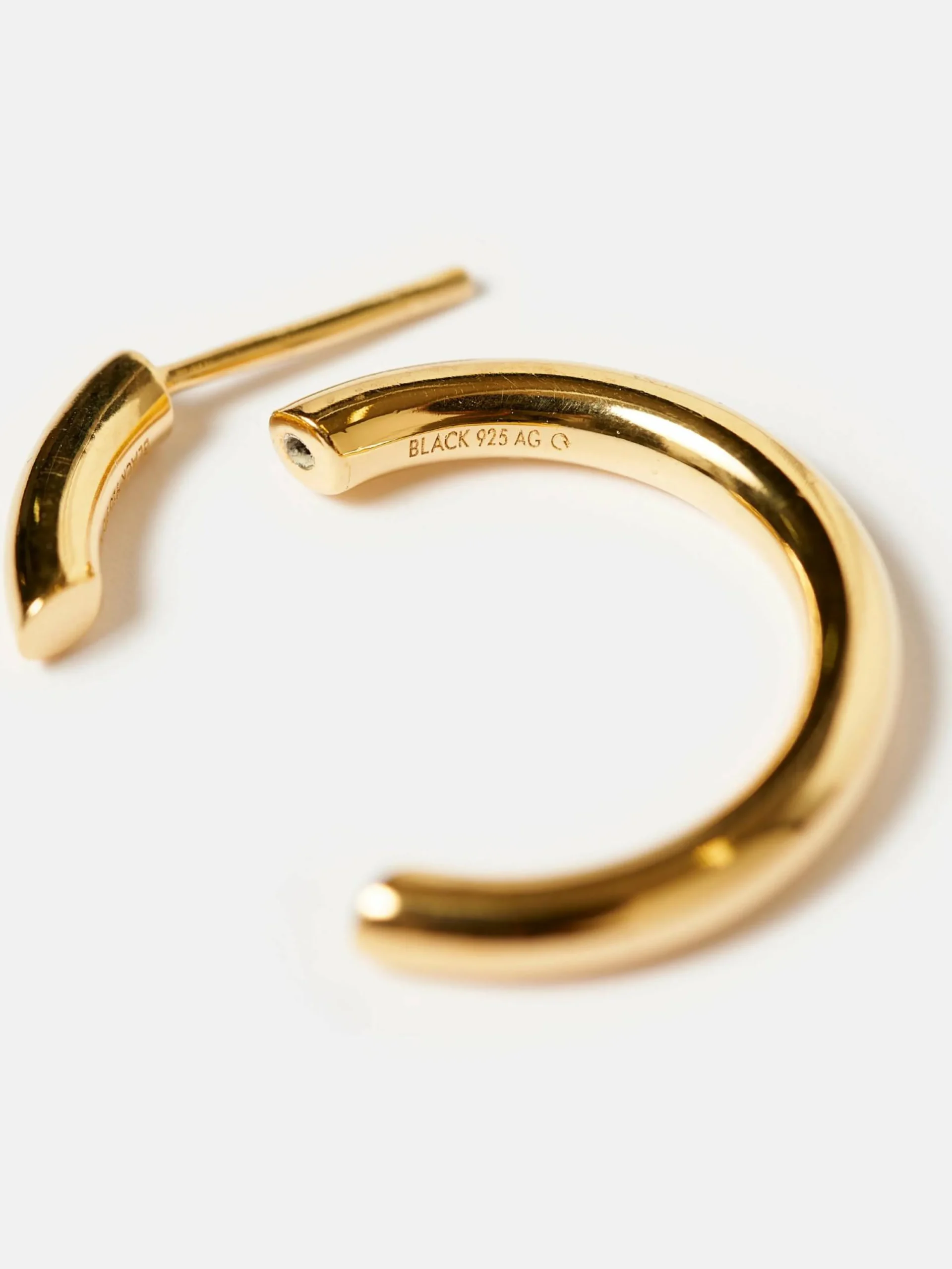 MARIA BLACK Disrupted 22 Gouden Hoepel Oorbel