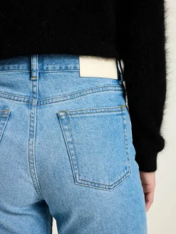 Pong Regular Jeans
